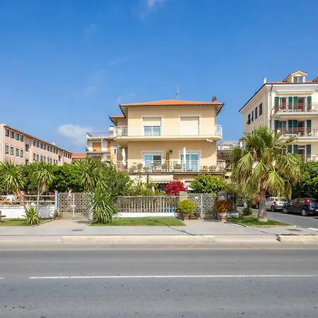Apartment Seahouse